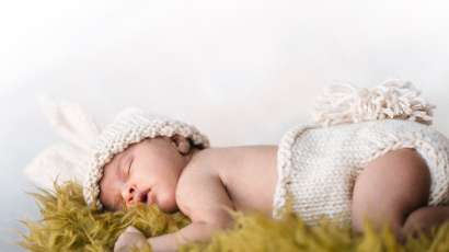 Nourishing Bond: Ayurvedic Insights into Breastfeeding