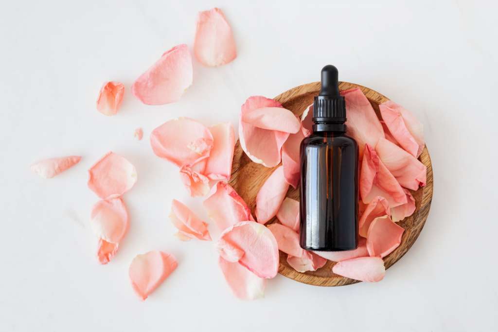 Can Rose Water Treat Eye Conditions?